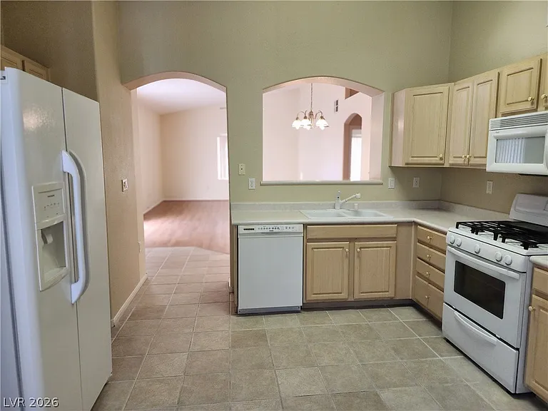 3917 Lazy Pine St #201 — Photo 11