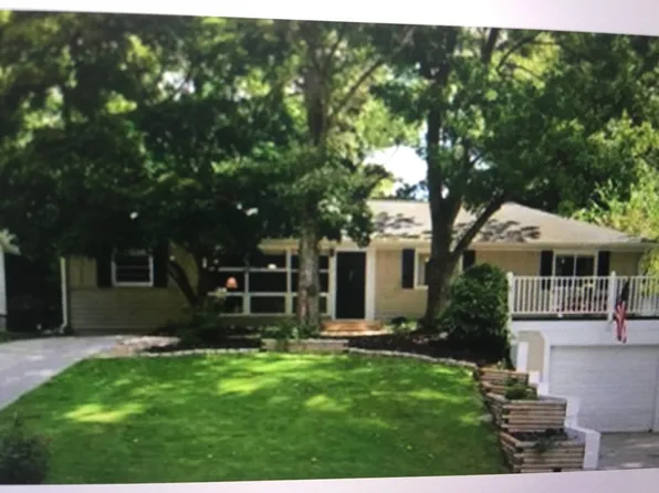 2977 Parkridge Dr, Atlanta, GA 30341