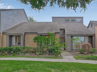 2376 Gemini St, Houston, TX 77058
