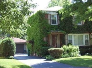 105 Granville Ave, Park Ridge, IL 60068