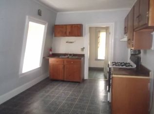 38 Trescott St #2, Taunton, MA 02780