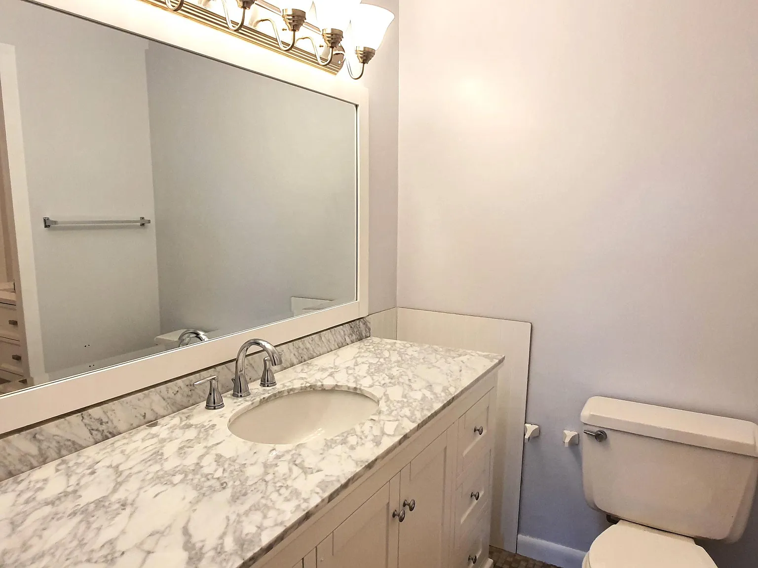 2 bed, 973 sqft, $1,500 — Photo 4