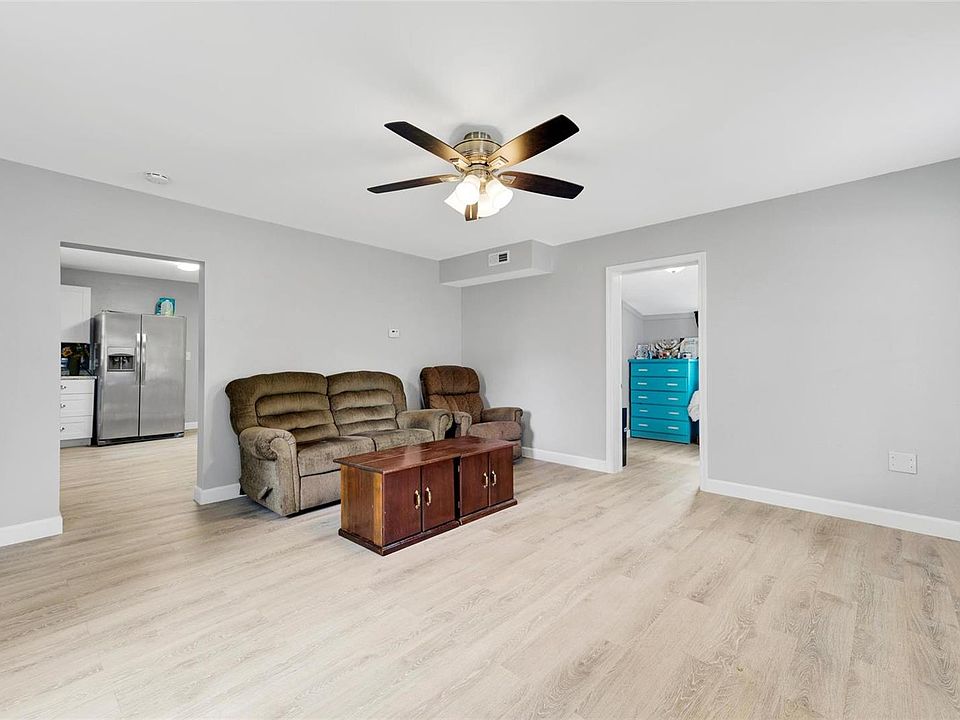 715 S 3rd St, De Soto, MO 63020 Zillow