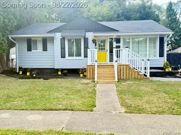 3917 Winona St, Flint, MI 48504