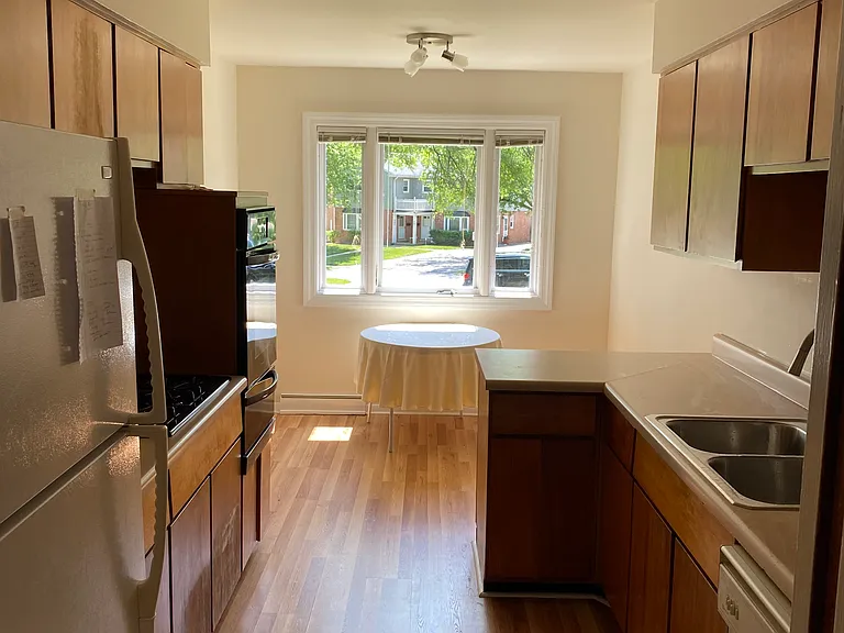 Kitchen and breakfast nook 17 feet by 9 feet