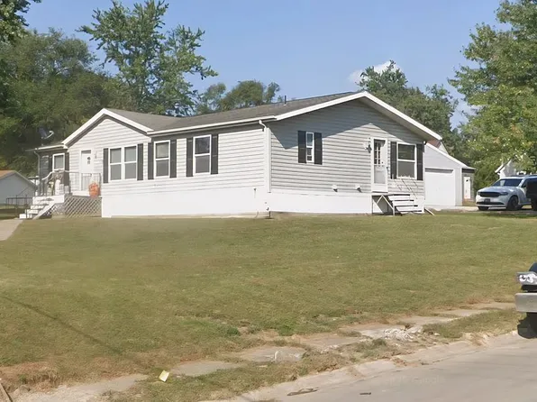 1615 Drake Ave, Centerville, IA 52544