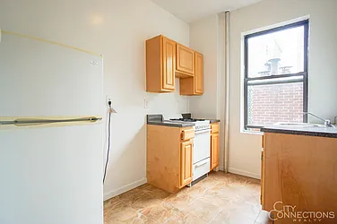 Rented by City Connections Realty