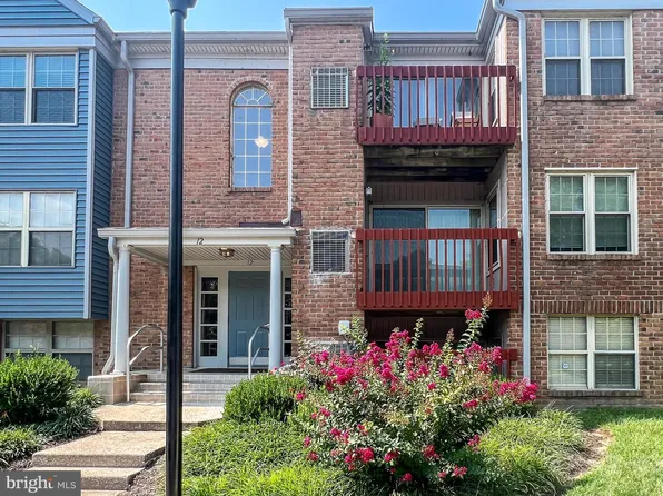 12 Cloverwood Ct APT 103, Baltimore, MD 21221