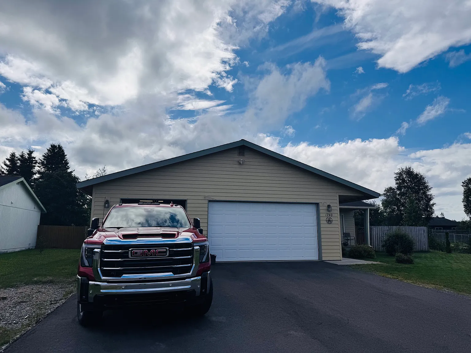 3 bed, 1386 sqft, $3,295 — Photo 2
