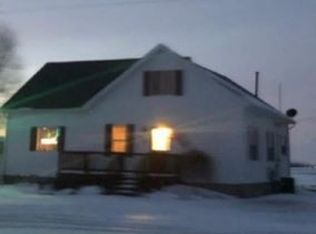 1319 E Cody Estey Rd, Pinconning, MI 48650