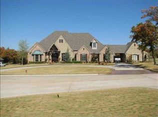 12075 Jaycie Cir, Midwest City, OK 73130