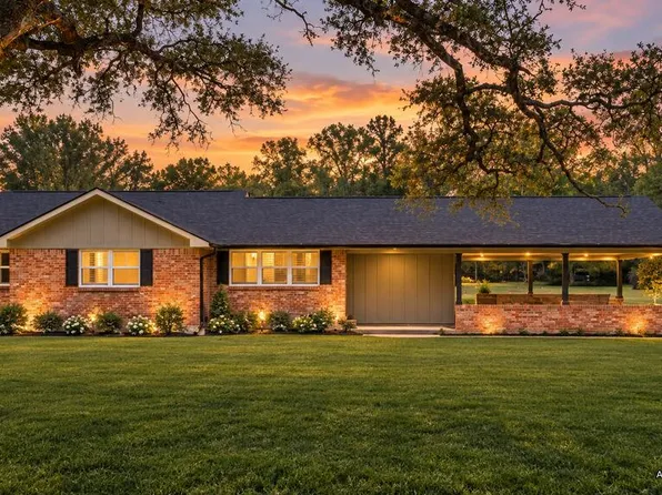 412 W Walnut St, Huntington, TX 75949