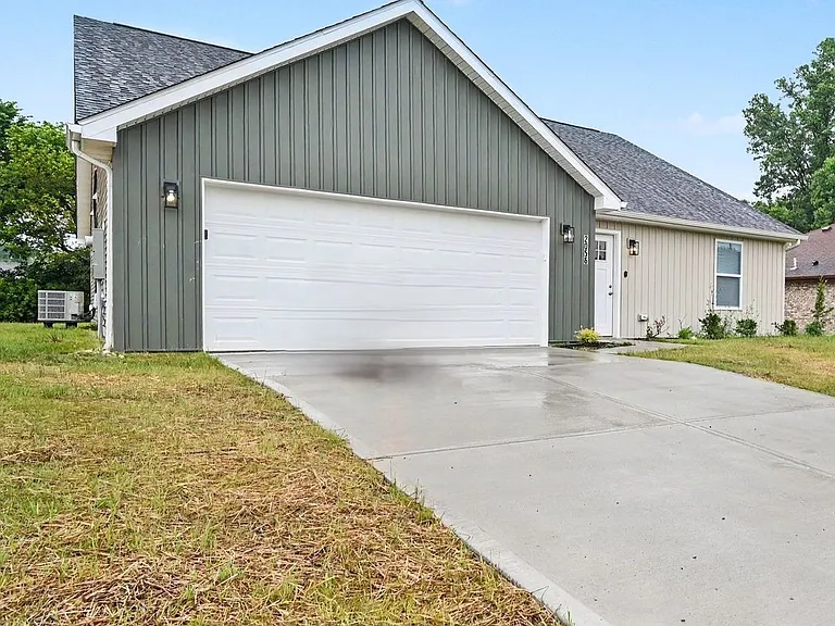 2056 Thimble Creek Dr — Photo 24