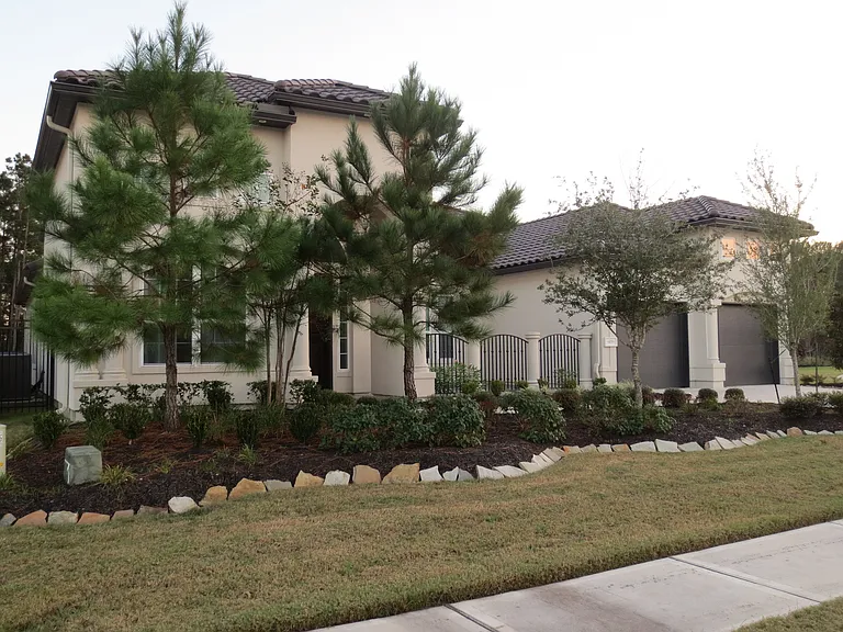 4059 Ashland Woods Dr — Photo 16