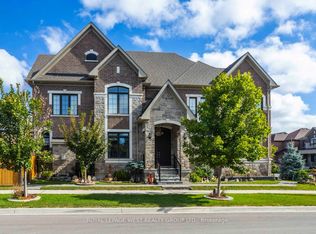 13 Arksey St, Whitby, ON L1P 0G5
