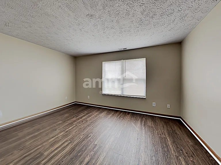 8255 Captain Dr — Photo 10