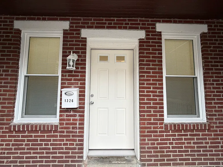 1326 S Newkirk St — Photo 10