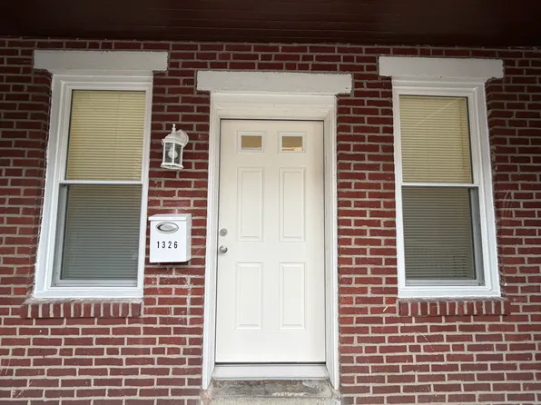 1326 S Newkirk St, Philadelphia, PA 19146