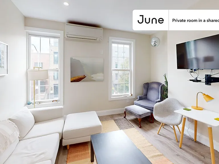 39A Broome St #C — Photo 2