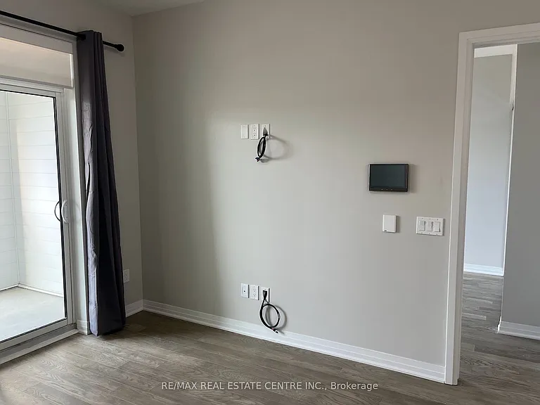 460 Gordon Krantz Ave #422 — Photo 10