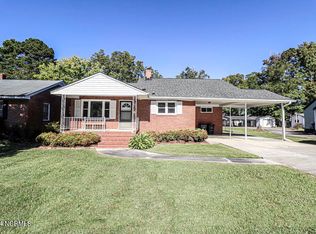 1132 Arbor Ln, Rocky Mount, NC 27803