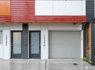 12526 15th Ave NE #B, Seattle, WA