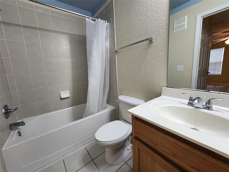 4850 51st St W #1103 — Photo 11