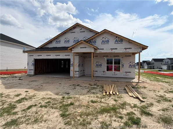 591 Ashley Heights Dr, Aberdeen, NC 28315