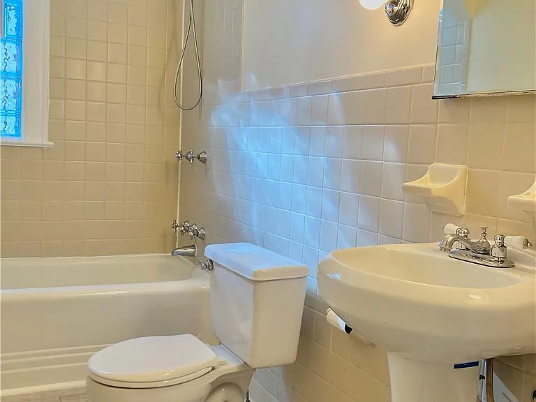 260 Summer St #1 — Photo 12