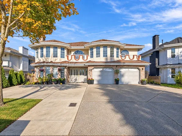 12459 68th Ave, Surrey, BC V3W 2C9