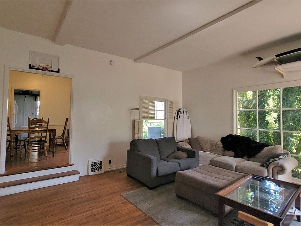 1st image of 440 Landfair Ave #440