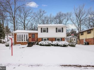 4711 Lillian Dr, Alexandria, VA 22310