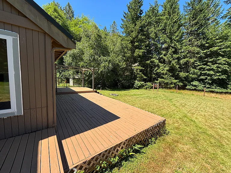 8985 Miller Rd NE — Photo 27