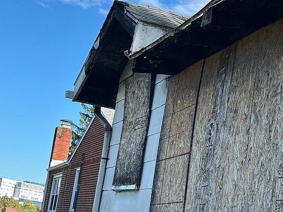 5th image of 12316 Williams Rd SE