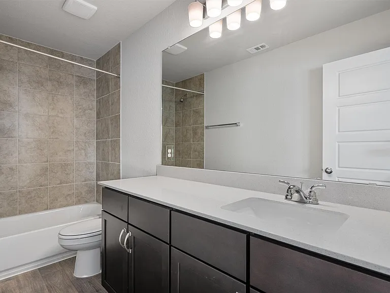 621 Running Creek Dr — Photo 25
