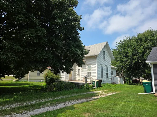 313 E North St, Winterset, IA 50273
