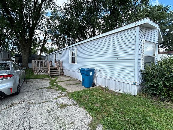 3rd image of 707 Briarwood Dr