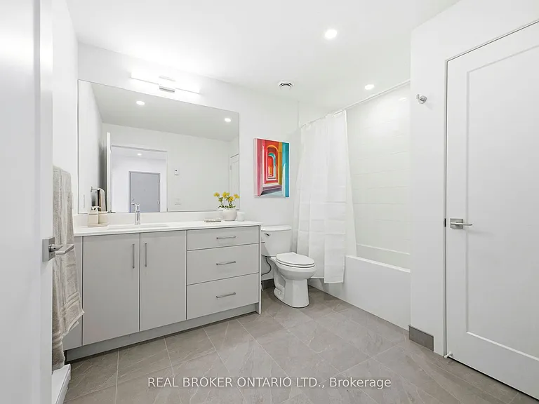 184 Woodroffe Ave #5 — Photo 12