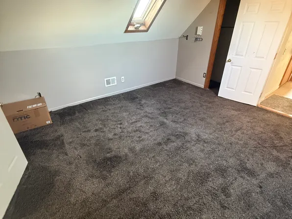2308 Caniff St APT 3, Hamtramck, MI 48212