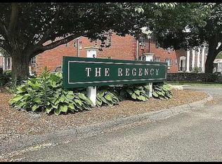 261 Regency Park Dr UNIT 261, Agawam, MA 01001