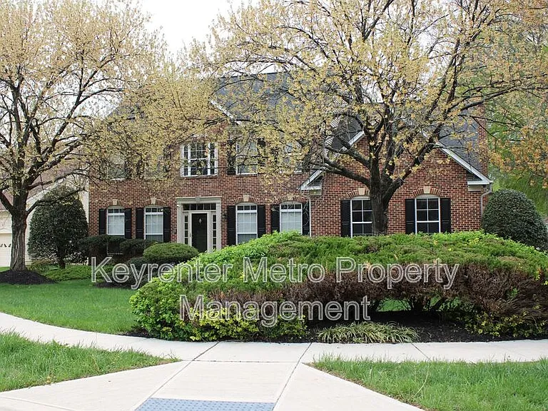1614 Albert Dr — Photo 1