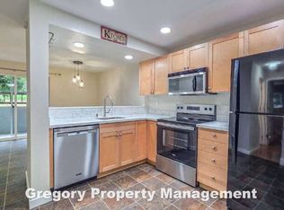 6700 NE 182nd St APT B101, Kenmore, WA 98028