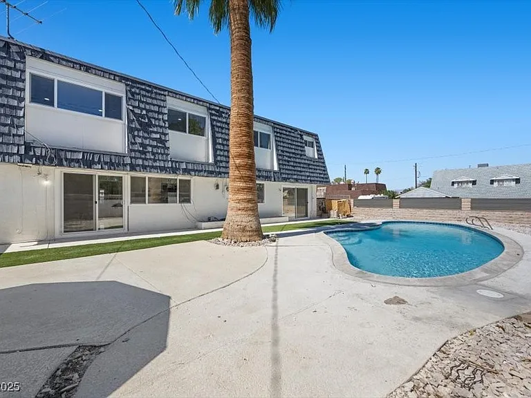 2975 Boise St — Photo 36