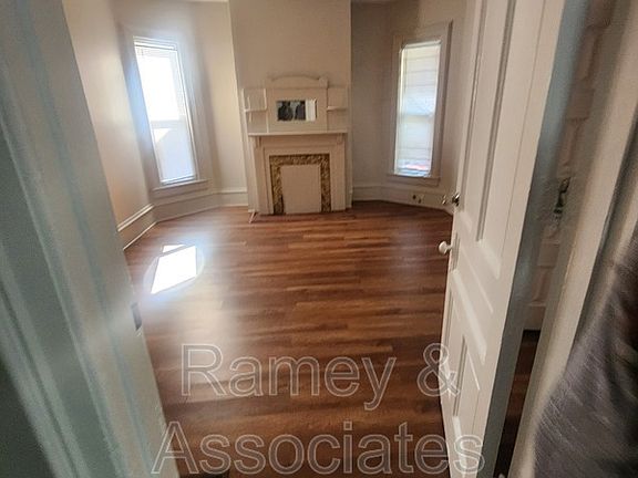 5th image of 1842 Bolling Ave