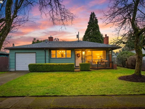 11824 NE Morris St, Portland, OR 97220