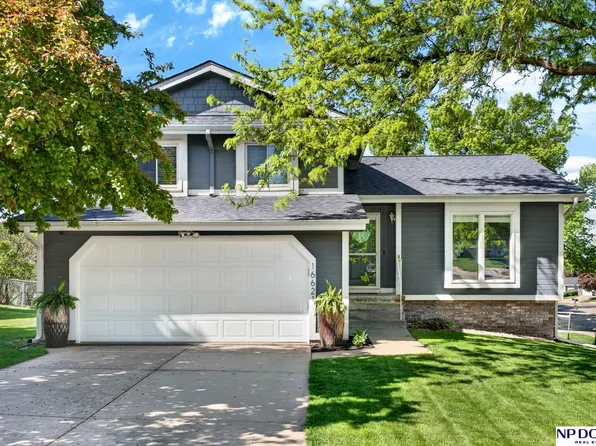 16621 Ohern St, Omaha, NE 68135