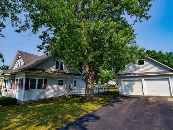 430 Capital St, Wisconsin Dells, WI 53965