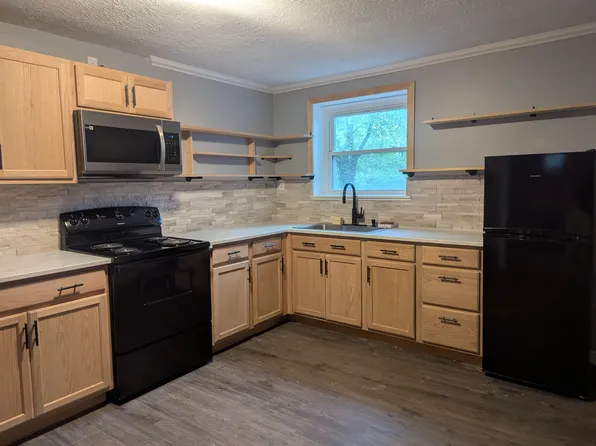 1944 Ironworks Rd, Winchester, KY 40391