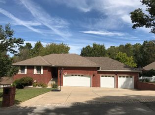 716 Laurel Cir, Neosho, MO 64850