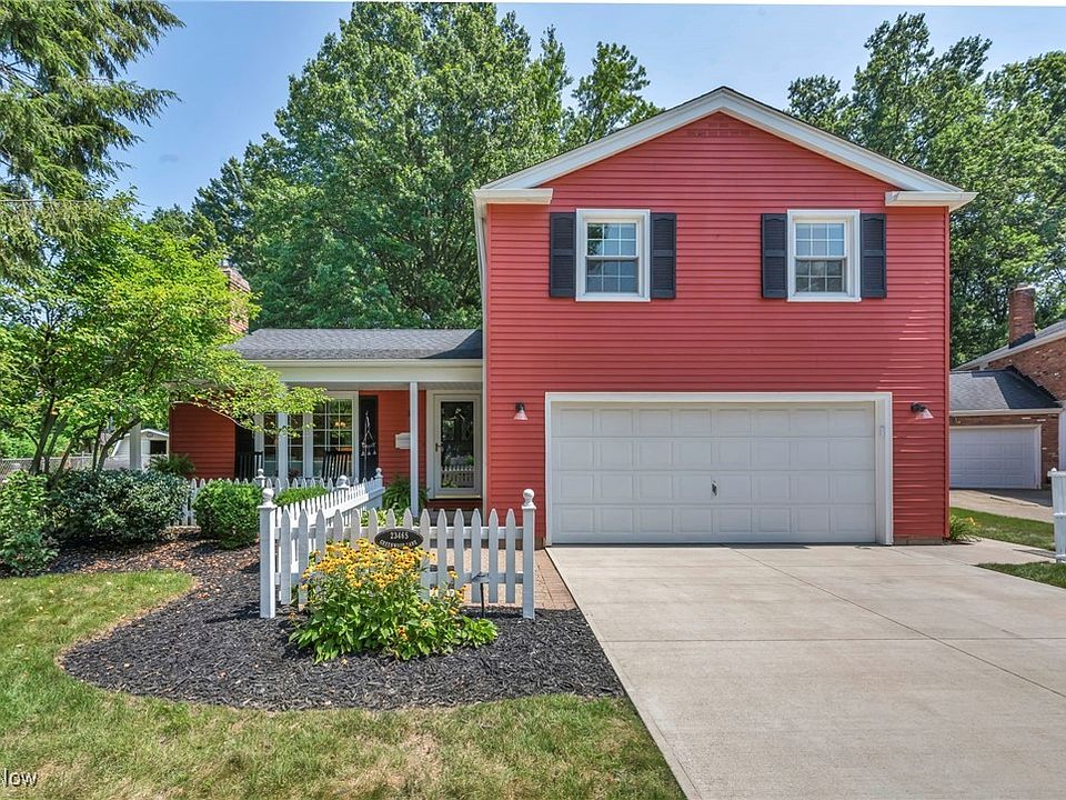 1st image of 23465 Greenwood Ln